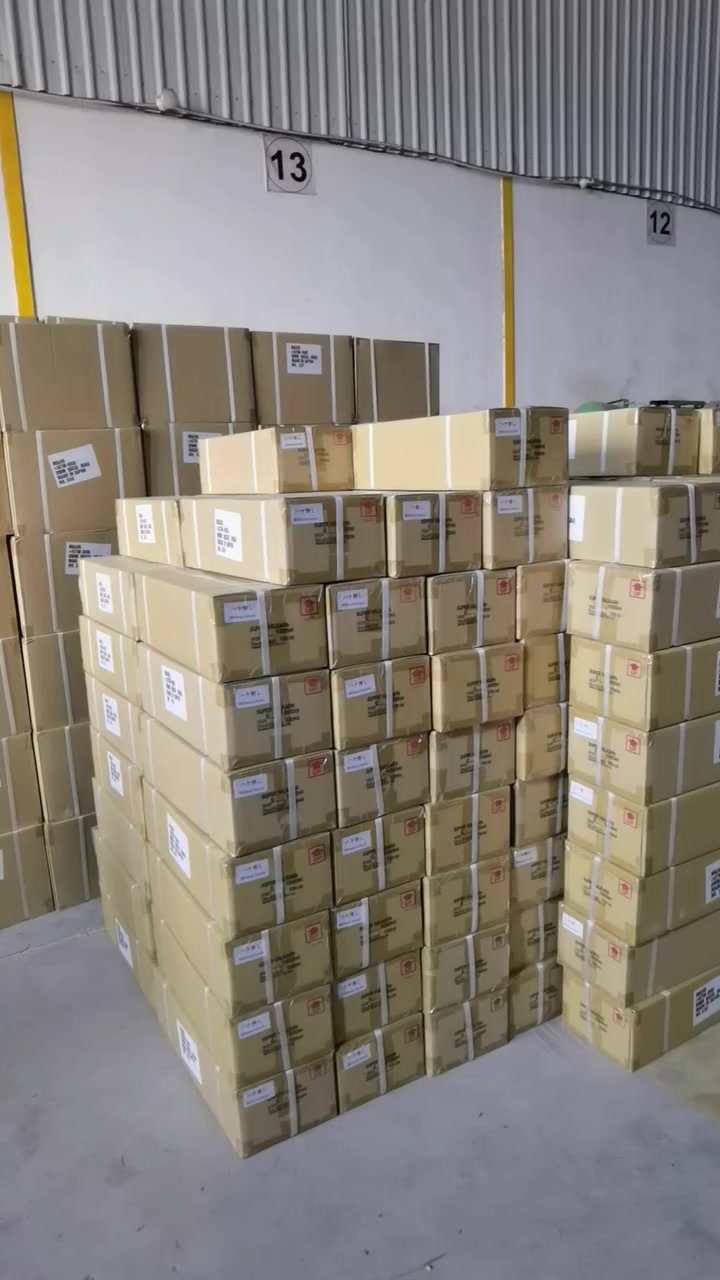 زبائننا الكرام  :

يسرنا أن نعلن عن وصول منتجات شركة ماروني اليابانية لاصلاح اطارات السيارات إلى مخازننا . 
نقدم لكم مجموعة واسعة من المنتجات عالية الجودة لاصلاح اطارات السيارات، متوفرة بكافة الأحجام والقياسات.

*منتجاتنا تشمل:*
- أجزاء اصلاح اطارات السيارات
- مواد لاصقة ومستلزمات اصلاح اطارات السيارات
- أدوات اصلاح اطارات السيارات

*مميزات منتجاتنا:*

- جودة عالية ومضمونة
- أسعار تنافسية
- توفر بكافة الأحجام والقياسات
- ضمان على جميع المنتجات

*لا تتردد في زيارتنا اليوم!*

احصل على أفضل المنتجات لاصلاح اطارات سيارتك من شركة ماروني اليابانية. نحن في انتظارك!

*الموقع:* (البصرة - الزبير )
*الهاتف:* (***********)
*البريد الإلكتروني:* (almajidco20@gmail)
