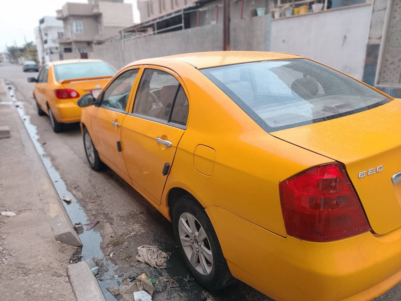 يا الله ليفان 2013مشروع وطني شرط تحويل بطاقة بانزين طخم تاير ويل كروم فتحه سقف كهربائيه كله شغاله صدر جديد مشط سياره بيه تنقيص قليل سعر 38بيه مجال عنوان كركوك ***********
