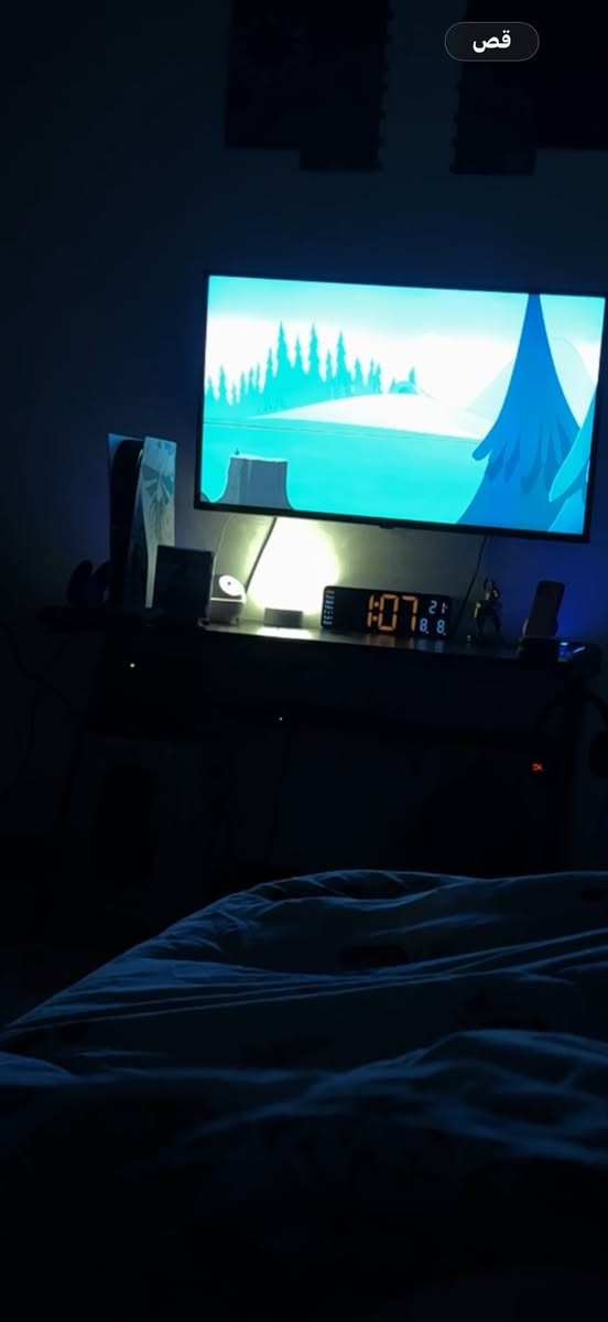 � بلايستيشن 5 للبيع – النسخة الأولى (مو الثانية) 🔥
فرصة مميزة لعشّاق السلاسة والأداء القوي 🎮

🎯 النسخة الأولى من PlayStation 5

فرق وزن حوالي 175 غرام عن النسخة الثانية (تبريد أفضل وثبات أعلى)

📦 الجهاز نظيف جداً جداً – استخدام خفيف

🔒 الجهاز مامفتوح أبداً

✨ المحتويات والإضافات:

 • 🎮 يد أصلية

 • 🎮 يد ثانية أصلية

 • 🕹 يد مغناطيس (مبدل كيوره – زوج فقط بـ 50 ألف)�🔥 مخصصة لمحبي كود – سلاسة باللعب وفرق واضح عن العادية

 • ❄️ مبرد PS5

 • 💿 قرص لعبة Battlefield V

 • 🎧 سماعة HyperX Cloud – النسخة الأولى

 • 🔋 UPS 2500

 • 🖱 ماوس باد

 • ⌚ ساعة رقمية

 • 🪑 ميز كيمنك

 • 🎁 كفر The Last + الكفرات الأصلية

 • 📦 جميع ملحقات البلايستيشن الأصلية موجودة

💯 ضمان سنة كاملة على الجهاز – أي شي يصير بيه أتحمله

💰 السعر: 850 ألف – بيه مجال 

📍 الموقع: بابل / الحلة

🏠 الفحص من البيت قبل الشراء

🚚 توصيل لا يوجد

رقمي ***********
