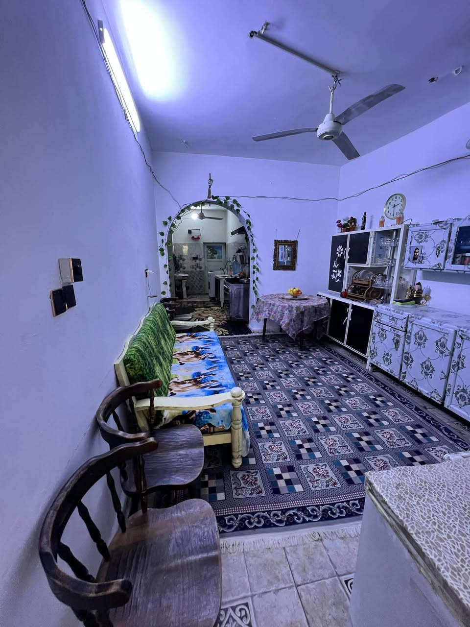 دار سكني طابو صرف للبيع مساحه ١٥٠ متر طابقين ٤ غرف نوم   العنوان الزعفرانيه / شارع المعهد / السعر يتصل ويعرف بقية التفاصيل *********** ممتواجد على الفيس
