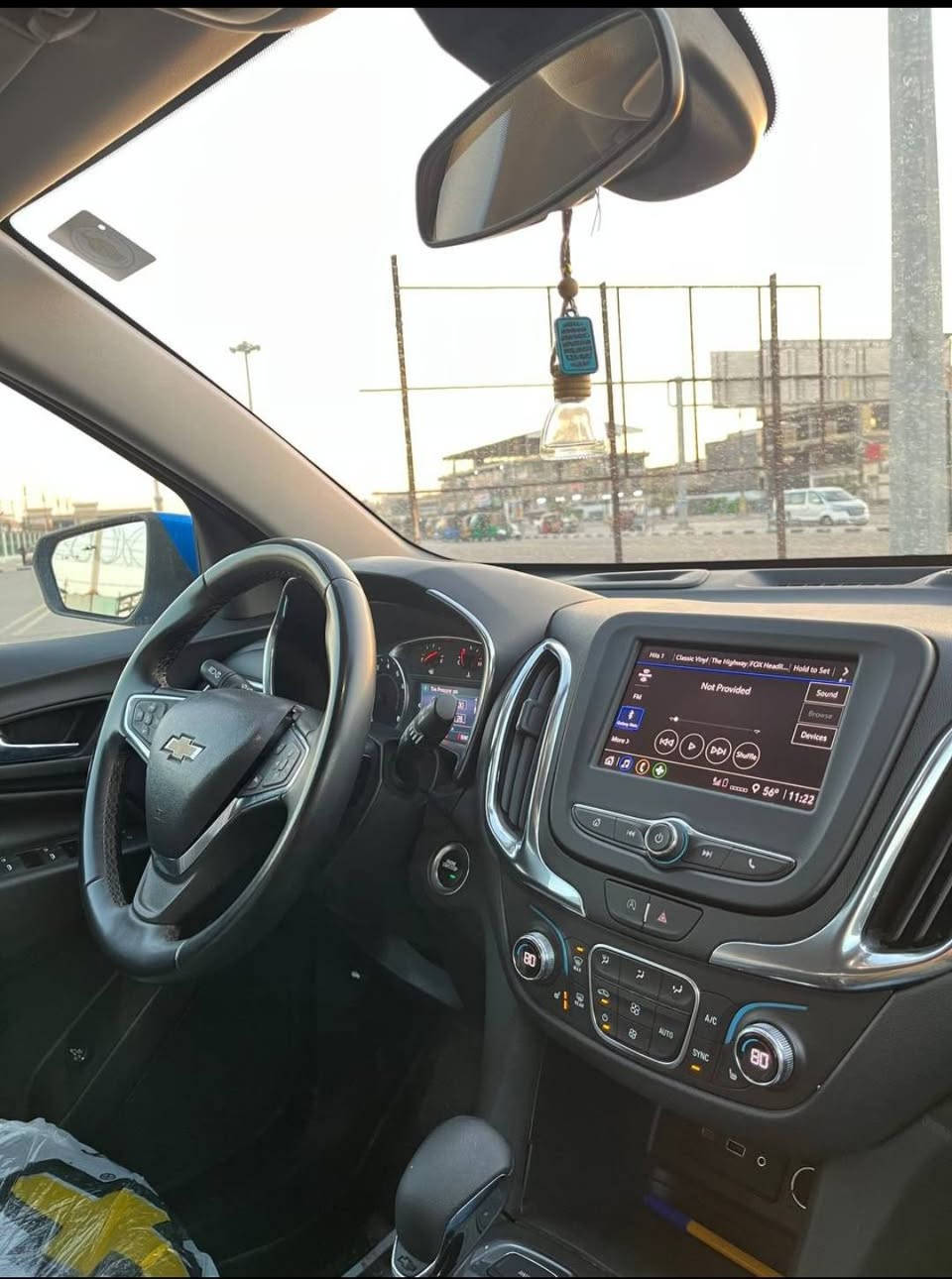 السلام عليكم للبيع شفوفرليت (كونيكس موديل 24 فئة Lt )رقم انكليزي ميسان سياره جديده بمعنى الكلمه وصور الحادث موجوده بالمنشور مع السونار العنوان ميسان مركز المدينة
الاستفسار اكثر الاتصال
 (***********)
