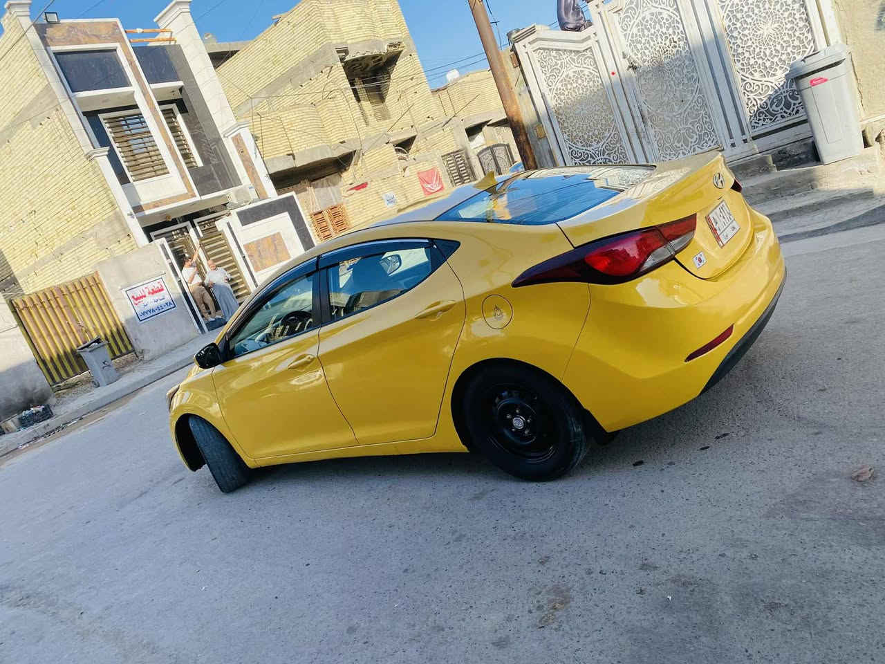 السلام عليكم النترا موديل 2016 حادثها بنيد بدون دواخل السياره كلها ليبل واحد بدون تبديل السياره جاهزه و جديده محرك 1800 دوش لا تبخير و لا تنقيص السياره جاهزه و جديده مكان السياره بغداد رقم الهاتف ***********
