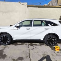 سورينتو ٢٠٢٤ • ٢٨ ألف • ٦ سلندر