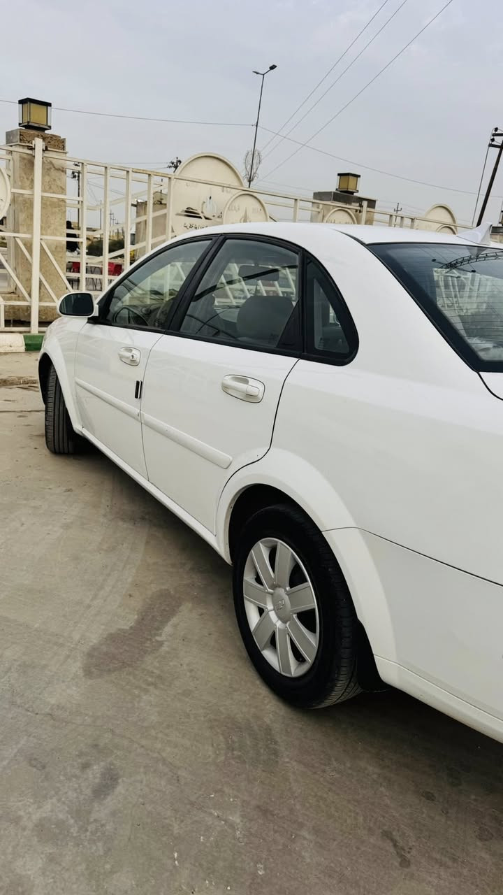 سلام عليكم للبيع ابترا الشركة العامة رقم واسط بيه تبديل جاملغ امامي من جهة سايق مكانه واسط ***********/***********سعره 80وبيه مجال
