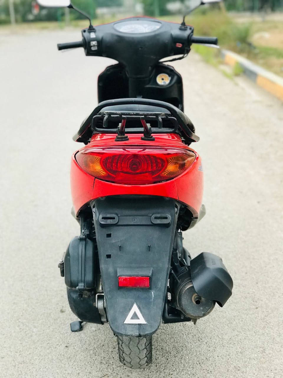 دراجة اكزز نوزل ياباني خطين للبيع فقط 
دراجة كاملة ماناقصه اي شي ‏
دراجة كله بلادي 
السعر 700الف وبيهة مجال بسيط
العنوان بغداد حي جميلة
الشراي يتصل ***********
