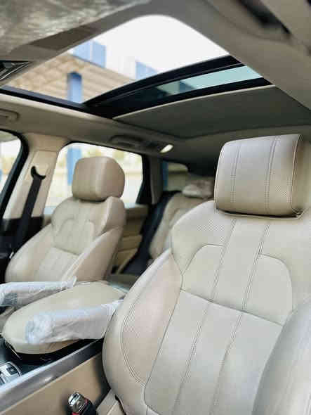 السلام عليكم اخوتي 
  
                     عشاق الديكور والتميز والاناقة 

للبيع او مراوس حسب القناعة … 

‏     Range Rover Sport Autobiographical Dynamic
رانج روفر سبورت اوتوبايغرافيك داينمك 

موديل : 2014 

السيارة خليجي صفر شركة سردار بصمتين 
ضمان دولي 

رقم اربيل شبه مميز باسمي تحويل وكالة ثاني يوم 
رقم وهزة وسنوية وبراد كلهن جدد 

مكفولة كفالة عامة حتى من جكة الابرة يعني لا صبغ لا بارد لا ضرر لا تبديل لا شخوط سيارة جديدة بكل معنى الكلمة 

محرك بانزين V8 سوبر جارج اقوة محرك بالرانج 
مكينة بشرط ممفتوحة لا فتح لا دخان لا صرف لا ايشي والكير كذالك بشرط 
كير محرك حدادية تخم تاير كلة بشرط 

ترايك للسعودية تروح تعمر وترجع اذا السيارة كالت اخ راسي ترجعلك فلوسك وفوكاهن السيارة هدية وشرط وقول ترايها بعد احلى من نصبتهة تطلع بيها السيارة خرسة متسمع اي صوت بالداخل اي صوت تسمعة تنزل من سعرها 200 دولار

سيارة مسويلها ادامة كاملة بالشركة قبل فترة يعني دينار متصرف عليها تاخذها بوجهك ال 14 رمضان تضرب ديكور حدادية جوبلسات كلة جديد حتى باتري ودهن جديد
تخم تاير جديد  Continental سعرة 1600$ 
 برغي نقص مابيها 
وياها دفاتر الصيانة مالتهة وارضيات الشركة وبصمة الثانية بعدها بنايلون الشركة و سماعات ونفاضتهة البلادية وكل محتويات الشركة موجودة بعدهن جدد اغلبيتهن بعدهن ممفتوحات من النايلون 
السيارة انضف رانج بموديلها يعني مستحيل تحصل رانج هسة بهيج نضافة وجدادة 

المواصفات : اعلى شي بالرانج هية معروفة الداينمك القفلة مالتهن 
بصمة رادارات نقطة عمياء 3 شاشات + شاشة عرض معلومات كشنات جلد + كهرباء + خزن ميموري + تدفئة وتبريد لايت داينمك يفتر ويا الستيرن سستم صوت مريديان حفلة متنقلة كامرة وحساس 360 درجة + اوتو بارك تطبك نفسها من وحدها حزام امان كهرباء ذكي بانوراما  جكات تصعد وتنزل فور ويل انضمة قيادة عديدة ستيرن كهرباء + تحكم ستيرن + شفتات بالستيرن صندوق كهرباء ابواب شفط + دوسات كهرباء دخول ذكي ثلاجة مرئي شفط + تعتيم + قلاب ويا ال R دوسات كهرباء انارة جانبية ترحيب علامة رانج روفر DVD عرض فديو بعد بيها مواصفات هواي معروفة الرانج 

مكاني : بغداد المنصور 

السعر 323 ورقة وبيهة مجال بسيط للشراي 

اخوية عجبتك السيارة تجي تشوفها وتشلع عيوني وتامر امر معجبتك عوف المنشور يولي تركب اغاتها ان شا الله واذا عجبتك وماعندك فلوسها تجي تاخذها بلاش جوة نعال اصغر واحد بيكم اخوتي واني الممنون 

للاتصال : ***********
