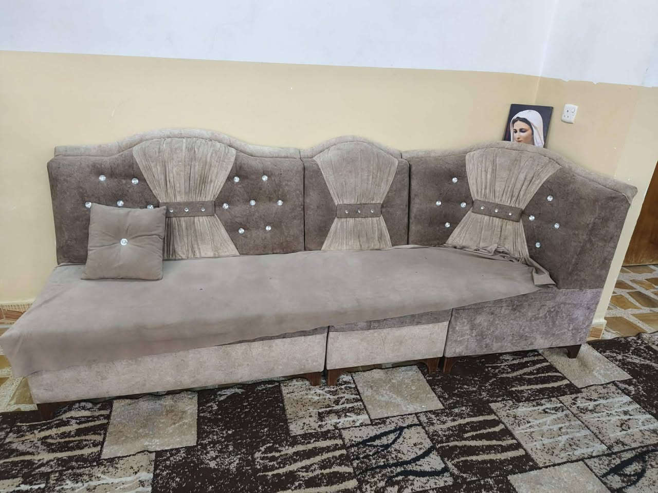 طخم للبيع للاستفسار الاتصال ع الرقم عنوان برطله‏ ‪***********‬‏
السعر 250
