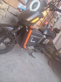 بطارية ١٦ أمبير • تشغيل عن بعد • سرعة ٧٠