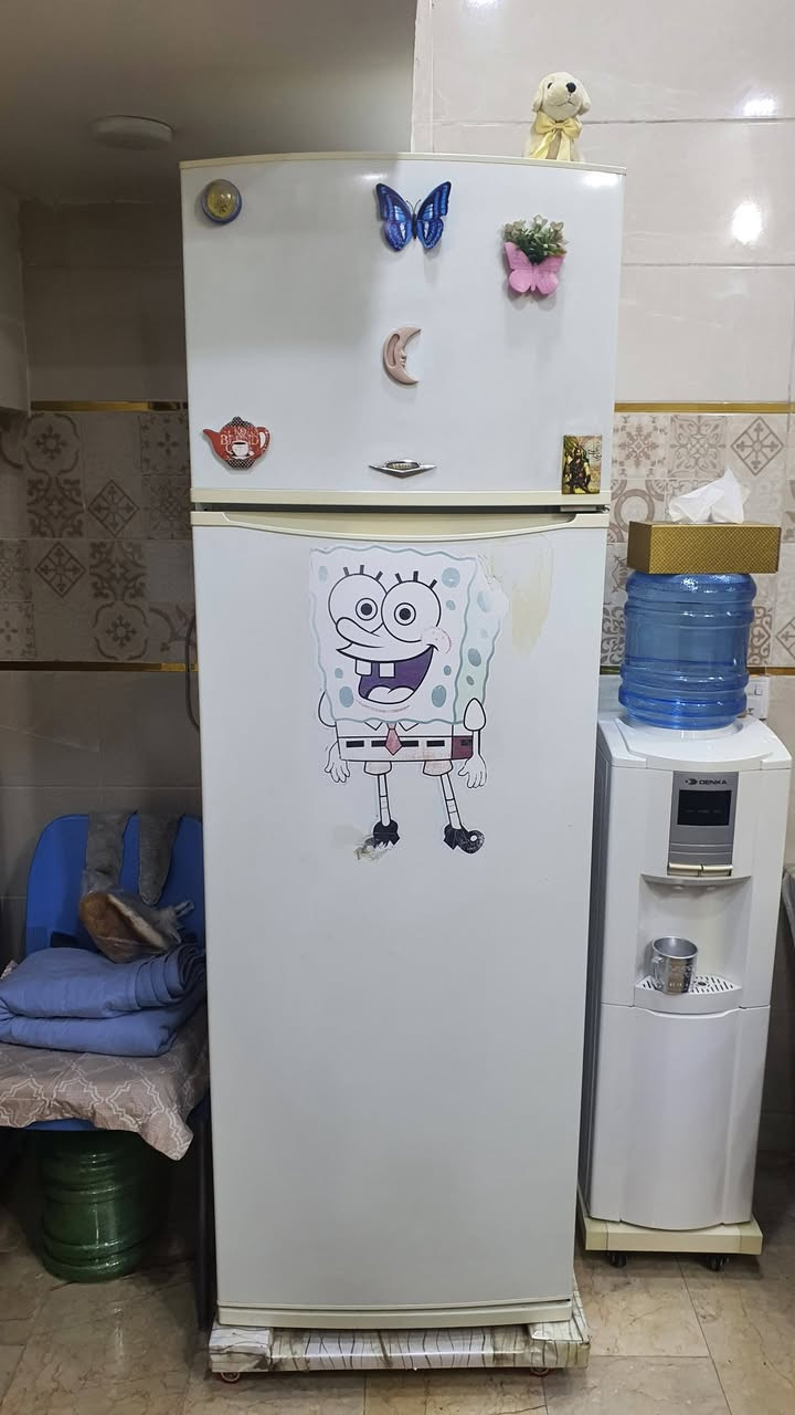 السلام عليكم
ثلاجه للبيع نوع فستل نظيفه وبلاديه ما داخله تصليح بغداد حي الاعلام او الاتصال بالرقم *********** السعر ١٠٠ الف وبيهه مجال قليل
