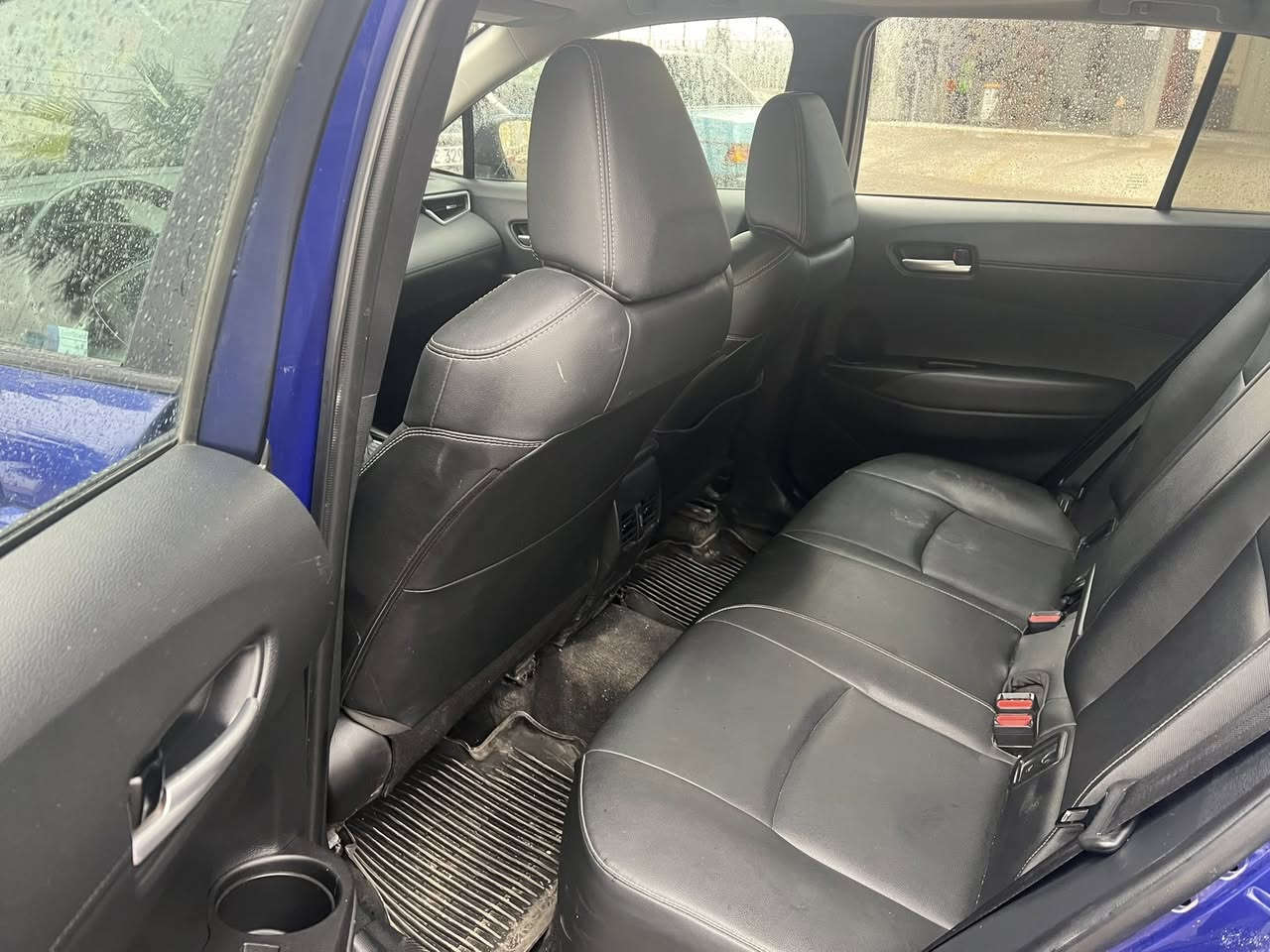 كرولا كروس  ٢٠٢٣ xle قبات مواصفات بسمي و جديدة لحد ٣٠
كلشي جديد ما بيها نقص 
***********
