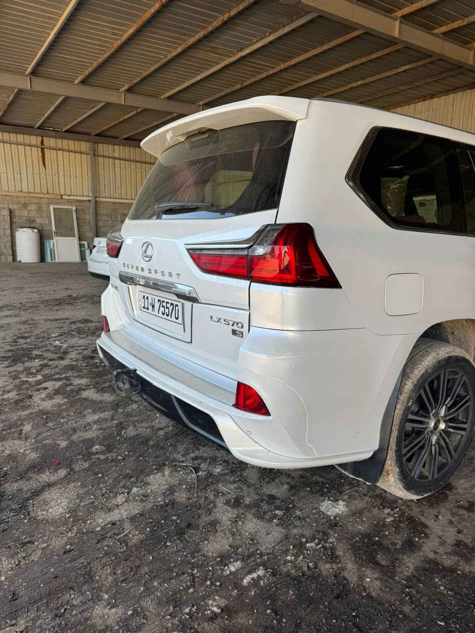 لكزز سبورت
٢٠١٨
ماشيه ١٤٠ الف
رقم بغداد 
***********
مكاني بغداد
