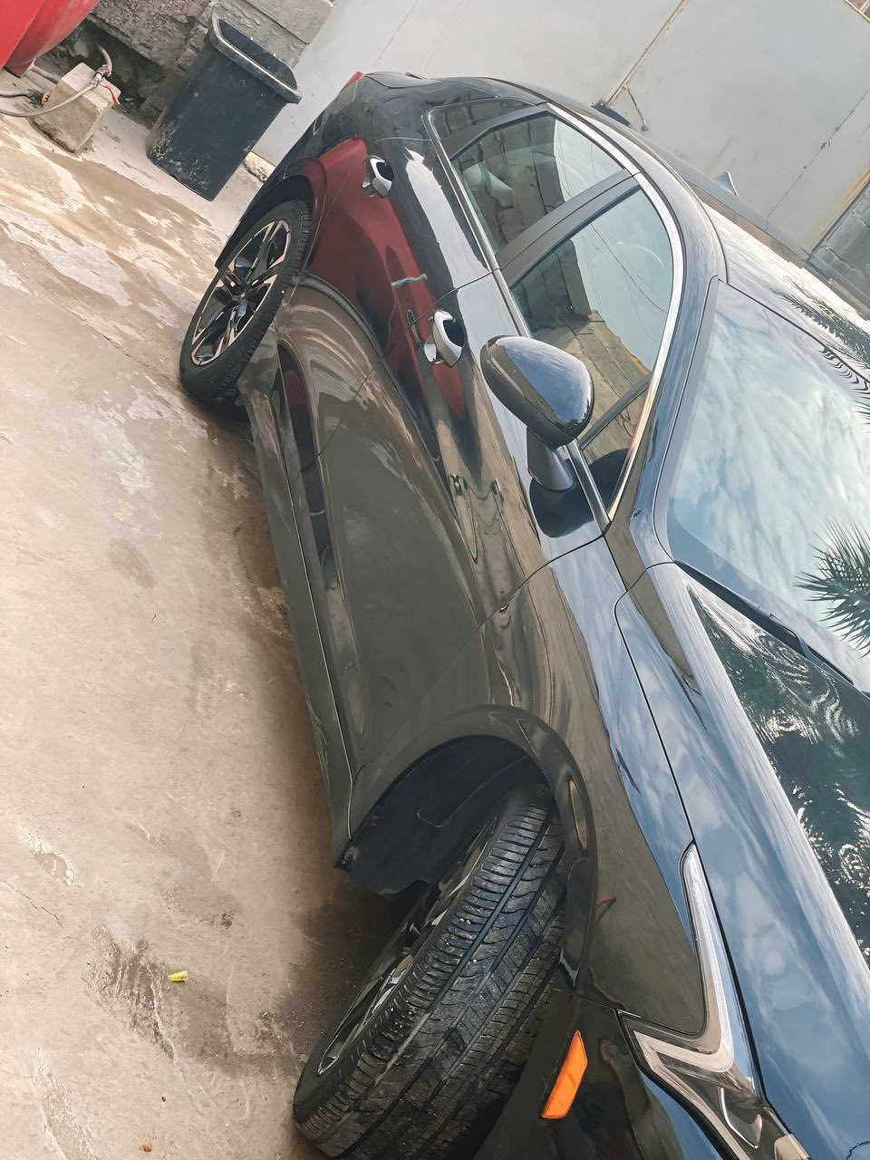 كي فايف موديل 2024 

Kia K5 gt -line 

ماشيه 20

مواصفات السياره : 

1- بصمه أبواب و تشغيل عن بعد 

2- كشن ألسائق كهرباء 

3- شاشه كبيره 

4- لد نهاري 

5- ويل كب 18 

6- شاشه عرض أعطال بالدشبول 

7- كروز سرعه ذكي ( مثبت سرعه) 

8- كشنات تدفئة 

9- سايد بريك كهربائي 

10- GPS 

11- صندوق كهرباء 

12- قيادة ذاتيه 

13- شاحن واير ليس 

14- تحديد مسار 

15- مخارج شحن امامي و خلفي 2 

16- فور ويل ( دفع رباعي) 

17- جام اوتو السائق 

18- مانع أنزلاق 

19- كامره دواره 

20- حجم ألمحرك 1600 توربو 
مكاني بغداد/ والرقم سياره بغداد
الهاتف ***********
السعر 185 وبيه مجال قليل
