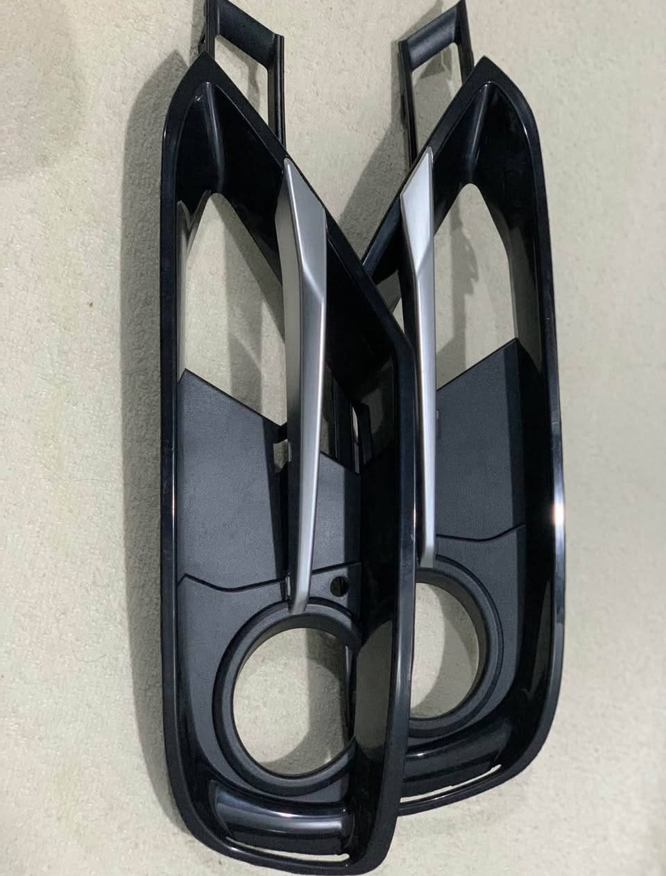 ئەم ئەشیایانە بۆ فرۆشتن سعریان خوار بازاڕ عەتەری Bmw  و قەباغ بلاجکتۆری Bmw  و وایەر لێس چارجێک و لیدی دەعامی فۆرد موستەنگ و لیدی Bmw E46 و لیدی کادیلاک ئیسکەلەید و ئێمپیفایەرێکی 1200wهەمووی ئەوروپین لەگەڵ ٣ جی پی ئێس بۆ ناو سەیارە و هەر جێگایەک بتەوێ دای ئەنێی لەگەڵ مۆبایل کۆنێکت ئەبێ رانية, السليمانية


**إذا كنت صاحب هذا الإعلان وتريد حذفه لأي سبب، رجاءا أرسل رسالة إلى الدعم الفني**