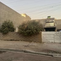 بيت للبيع 400 متر البنوك شارع الكنيسه فرع مدرسه القيم يباع كامل او نص ...