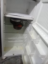 ثلاجه • حله شارع 80 • قرب محطه الاضواء