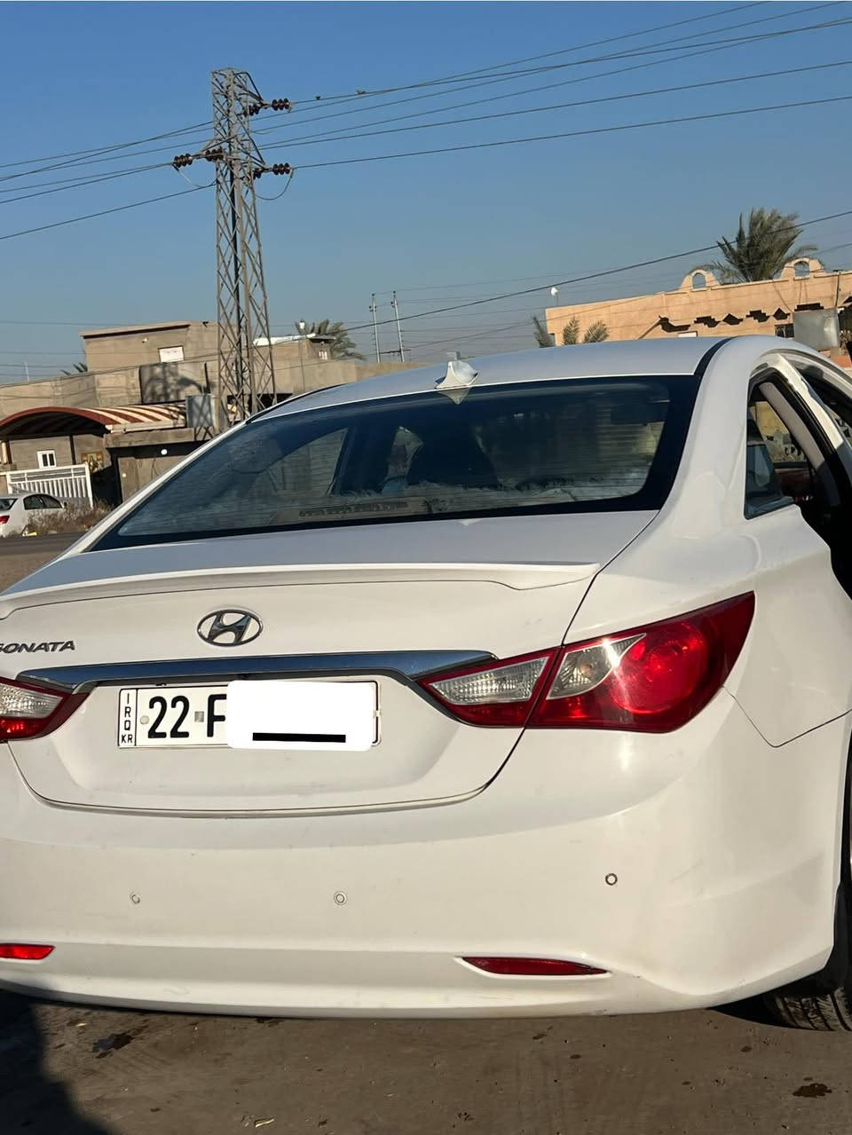 سوناتا 2010 مضلع  (خليجي )
لون ابيض ثلجي 
محرك 4سلندر دوش المرغوب ممفتوح بدون عيب 

سياره جديده ونصبه فول وترتيب ونظافه ..!! 
(محرك /كير / تبريد / تدفئه/ كهربائيات /صدر ) متحتاج اي مصرف …. 

سياره بيها 3 قطع صبغ 
 رقم اربيل دولي   // تحويل مباشر 

السعر 110 وبيهة مجال 

مكاني الضلوعيه
اتصال ع الرقم ***********
***********
