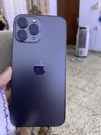 ايفون ١٣برو ماكس ذاكرة ٢٥٦بطارية ٧٦ جهاز وتر بروف. كلشي مابي شخط واحد ...