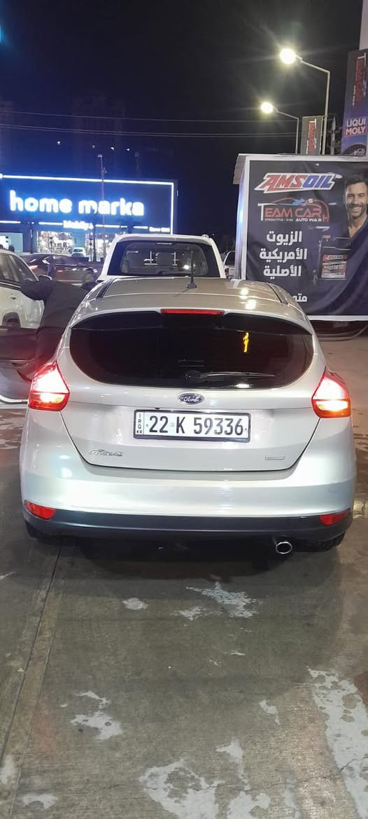 سلام عليكم عندي هاي السيارة للبيع فورد فوكس نضيفة جدا ضررها نصف جاملغ فقط  موديل 2018 /
عنون بغداد ***********
