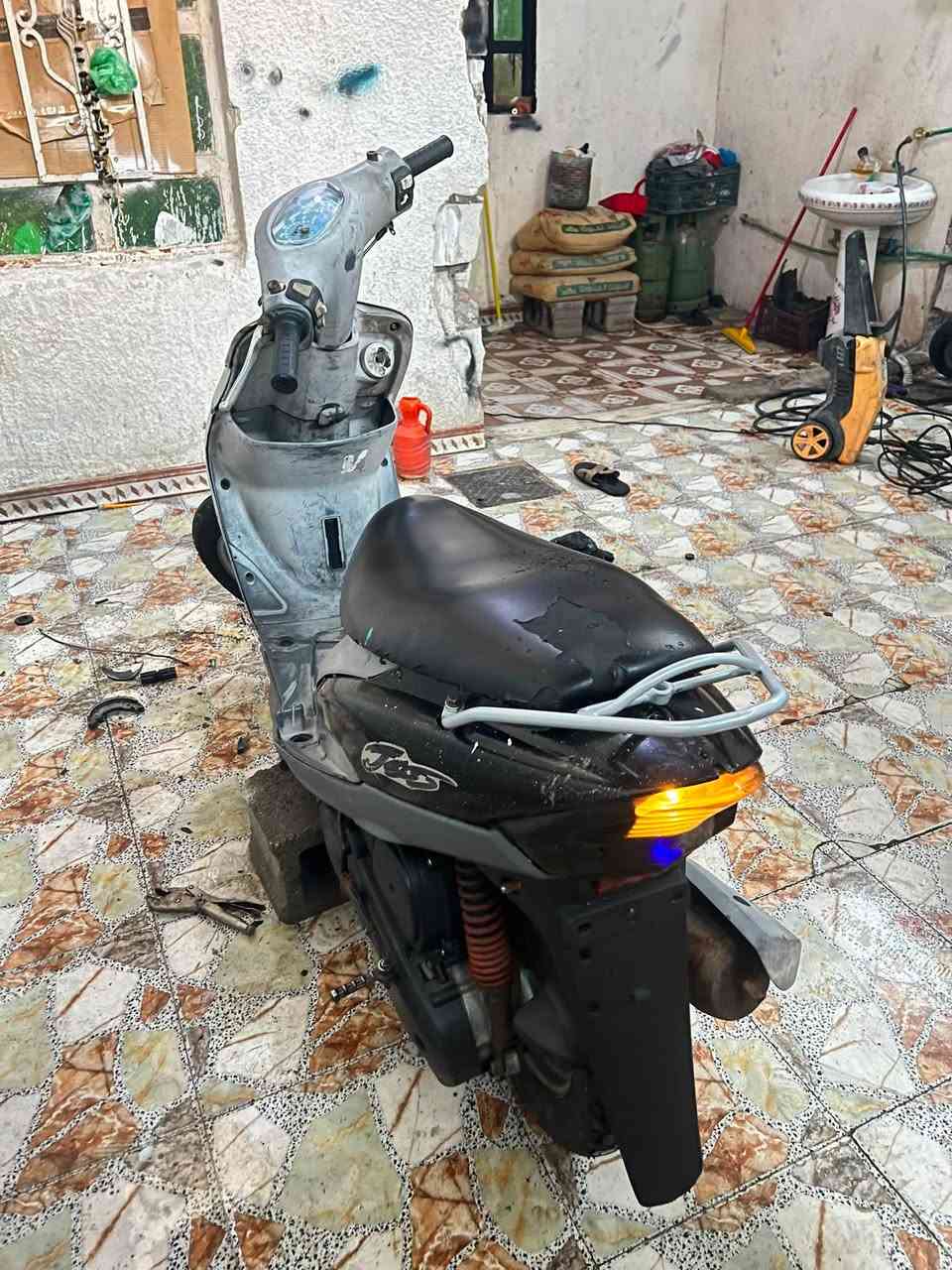 سلام عليكم ماكس قجمه للبيع مكينه تخبل شلعه ومعدل تشك الكاع نضيفه تخبل احلى من تصوير فول ملاح الوجه موجود رايده ب ٥٥٠ وبيها مجال مكاني بصره الطويسه لتواصل ***********
