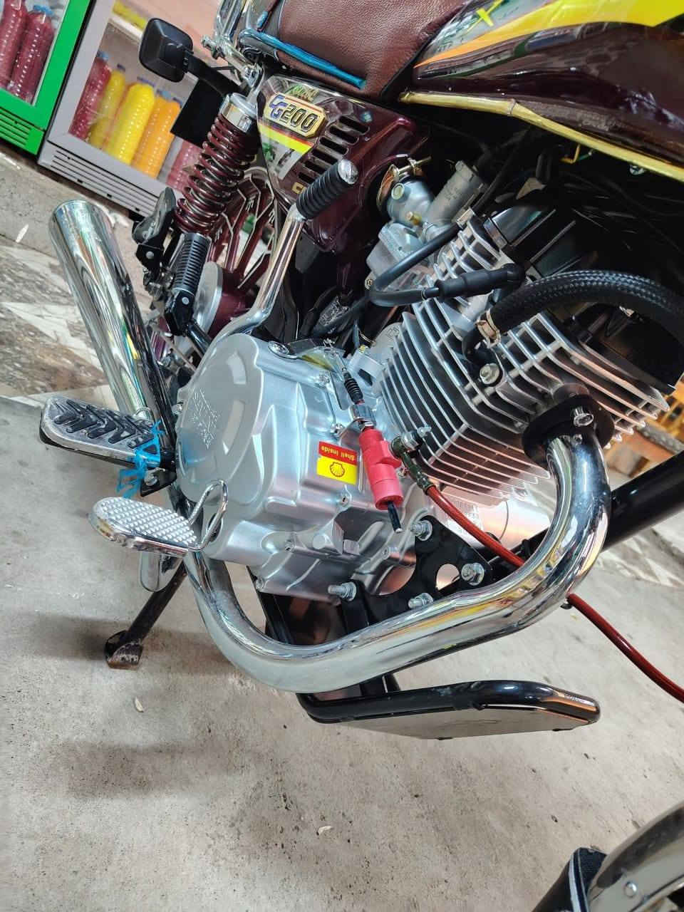 للبيع ماطور سافين صفر شرط مكينه 200كبس منفيس اصلي موديل2025 السعر تواصل ***********
