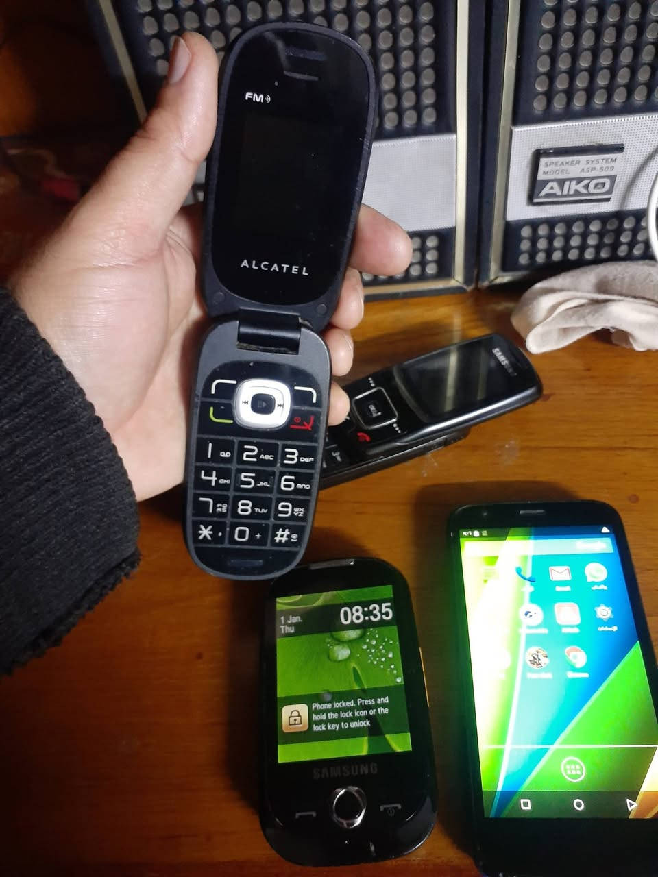 اجهزة    عدد   ٤
٢    مفحوص   شغالات    وشحن  جيد 
و  ٢    ما  مفحوصات   ماعندي   شاحنة  ترهم    عليهم 
السعر    كلهم    ٨٠    الف


**إذا كنت صاحب هذا الإعلان وتريد حذفه لأي سبب، رجاءا أرسل رسالة إلى الدعم الفني**