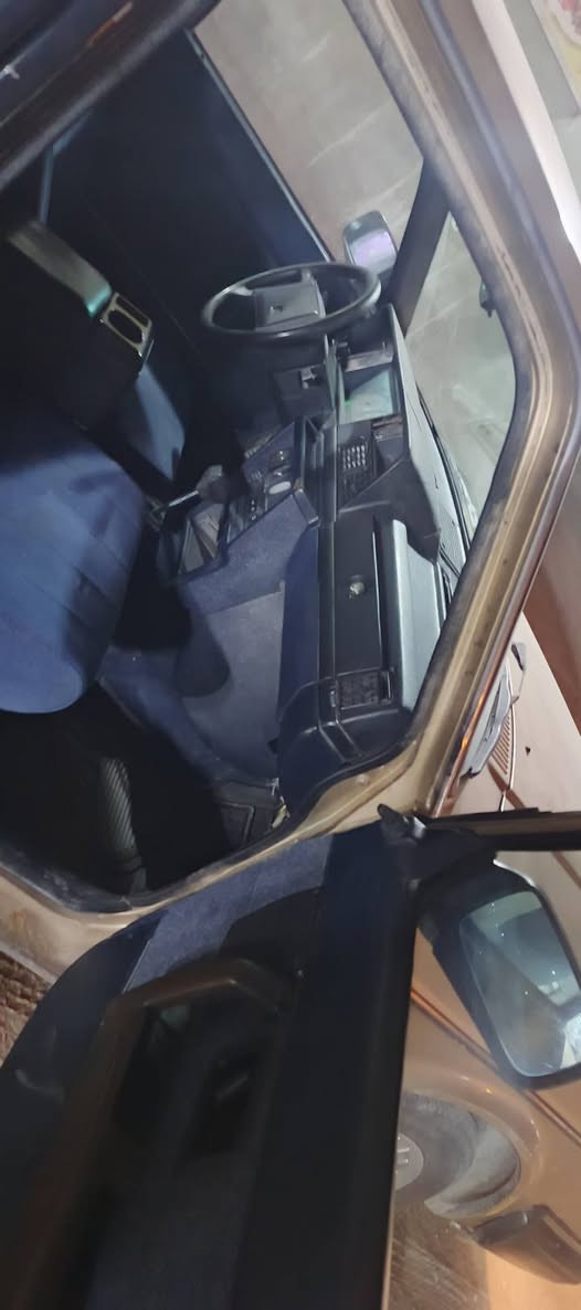 فولفو موديل 87 نوع السياره 240 رقم نجف راعيها بالنجف كفاله من ضربه مصبوغه جماليه تبريد شغال تخم تاير جديد كير المكينه مكفولات السعر45 رقم الهاتف***********
