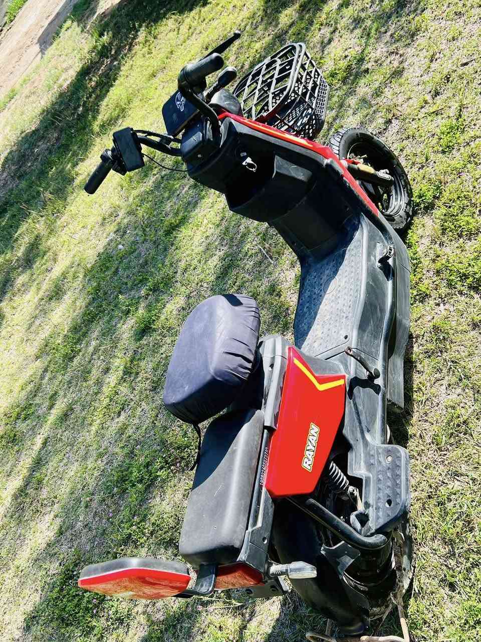 سلام عليكم باسيكل شحن للبيع مكاني كربلاء العطيشي سعر 350 رقم ***********
