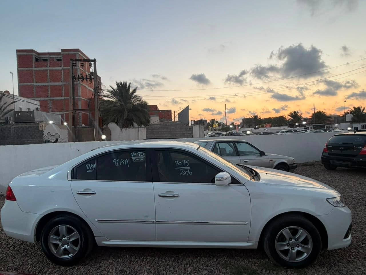 كيا لوتزي 2009 للبيع 🔥

فل رقم واحد نقصه فاتحه 

ربي يبـــارك ماشاءالله 🔥 🚘 ✨✅

🔥✅ ________________🔥✅

الـنوع : كيا✔️

الفــئة : لوتزي✔️

سعـة المحـرك : 2.0 🔥

گتينــة حديــد اصلية ⚙️

سـنة الصـنع :2009

الحـالة : مُمتَــٰـازَة ✅

الممـيزات : ⤵️ جمرك رساله مفتوحه 

تكييف: تلج🥶

تدفئة كراسي✅

ثلاثه كمبيوات شغلات 

2منضومات ضي طويل +فلطوري

تحكم كامل في المقود✅

محرگ وكمبيو صالة 10/10 ✅

العيـوب : لا يوجـدْ بإذنِ الله 💯

المسـافة المقطـوعة .kmالف91

نـاقل الحـركة : أوتوماتــگ - Auto

نـوع الوقـود : بنزيــن - Gasoline⛽️

طـريقـة الدفـع : گـــاش 23700 - Cash 💰

______________________

للإستفســار أگـــثــر ↘️⬇️

رقـم الهاتف 092.6032275☎️

المكان:  طرابلس


**إذا كنت صاحب هذا الإعلان وتريد حذفه لأي سبب، رجاءا أرسل رسالة إلى الدعم الفني**