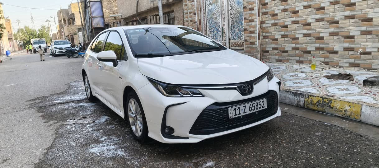 السلام عليكم 
كورلا موديل 2025 هايبرد 
ماشيه 17 كفاله عامه من تبديل وبارد وصبغ 
رقم بغداد شرط التحويل 
مواصفاتها 
شاشه كار بلي 
تحكمات 
مثبت سرعه 
قياده ذاتيه 
فتحه سقف 
كشنات جلد 
كامره دواره 
رادار 
هاند بريد دكمه 
السعر 158 مجال حق الجيه فقط 
مكاني كوت مركز مدينه ‏‪***********‬‏
