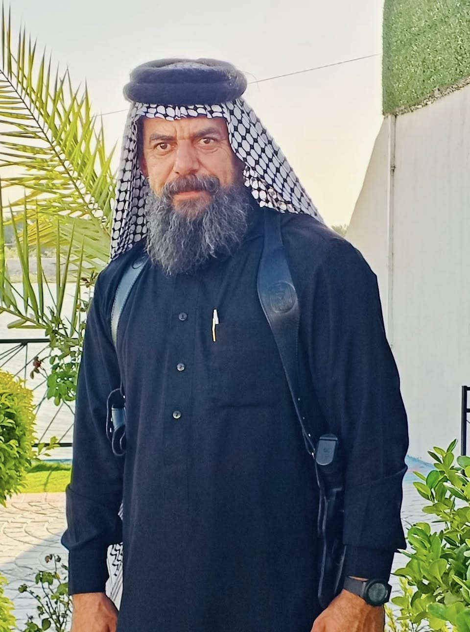 السلام عليكم ورحمة الله وبركاته

إذا عندكم مناسبة، عرس، مجلس، تجمع عائلي أو أي فعالية وتبحثون عن شخص يقدم القهوة العربية بأخلاق عالية وسعر مناسب، أنصحكم بالأخ قاسم الگهوجي من أهالي مدينة الكوت.

إنسان بسيط ومجتهد، يمتلك روحاً شبابية وحضوراً طيباً، ويعمل في إعداد وتقديم القهوة العربية بإتقان يشهد له كل من تعامل معه. والأجمل من ذلك أنه لا يبالغ في الأسعار ويحرص دائماً على مراعاة ظروف الناس.

تحضير القهوة هو مصدر رزقه الوحيد وقوت عائلته، ودعمكم له يعني دعم أسرة عراقية كريمة تعتمد على هذا العمل الشريف.

أما مذاق القهوة، فالتجربة خير برهان… جربوه ولن تندموا.

📞 للتواصل:
***********

نسأل الله أن يبارك له في رزقه ويوفقه، ومن لا يستطيع التعامل معه فليساهم بنشر المنشور ليصل إلى أكبر عدد من الناس. 🌹☕️
