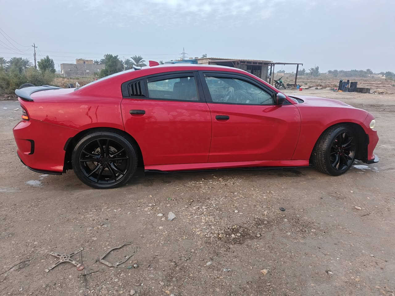 السلام عليكم
جارجر 2015 
ماشيه 113 الف مايل
مكينه 3600
تو ويل اصل
فول فتحه تحكمات وشفتات وشاسه وكامره 
رادار جانبي ونقطه عمياء 
مضخم صوت رياضي 
كشن جهتين كهرباء تدفئه وتبريد
سياره ما مشتغله كراج ابد
قبل سبوع مسويله ادامه كامله
غرف احتراق/ بخاخ /بلك /نجكتر /كله جديد واصلي
السعر 175
العنوان /ذي قار /قلعه سكر
***********
