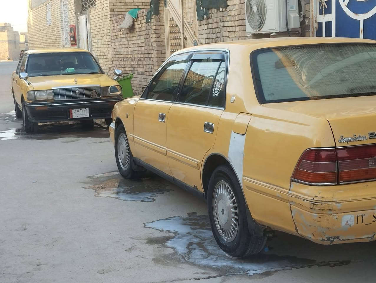 سيار نضيفه حداد ٧٠ بل ميه تبريد شغال محرك وكير خير من الله سعر ٥٨ راس ثور مديل ٢٠٠
***********

