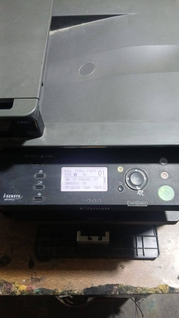 السلام عليكم ورحمه الله وبركاته جهاز طباعه واستنساخ وسكنر ليزري اسود وابيض نظيف 95% وجيد جدا معروض بسعر 235 وايضا بمجال للطيبين ويتوفر خدمه توصيل كافه محافظات العراق للاستفسار يرجى التواصل على الواتساب او مراسله الصفحه الرقم التالي***********
