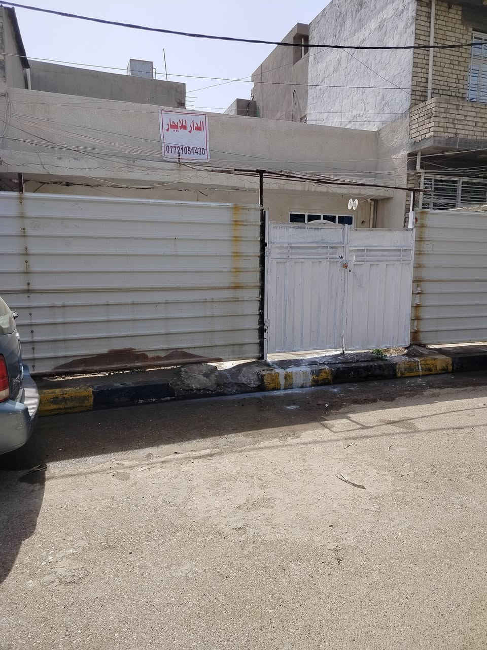 بيت اللابجار دور الخمسه مساحه 100مطابق واحد يتكون من غرفة نوم 2ومطبخ وحمام وكراج مع
كافة الخدمات السعر 450  استفسار اكثر اتصال على الرقم ***********
