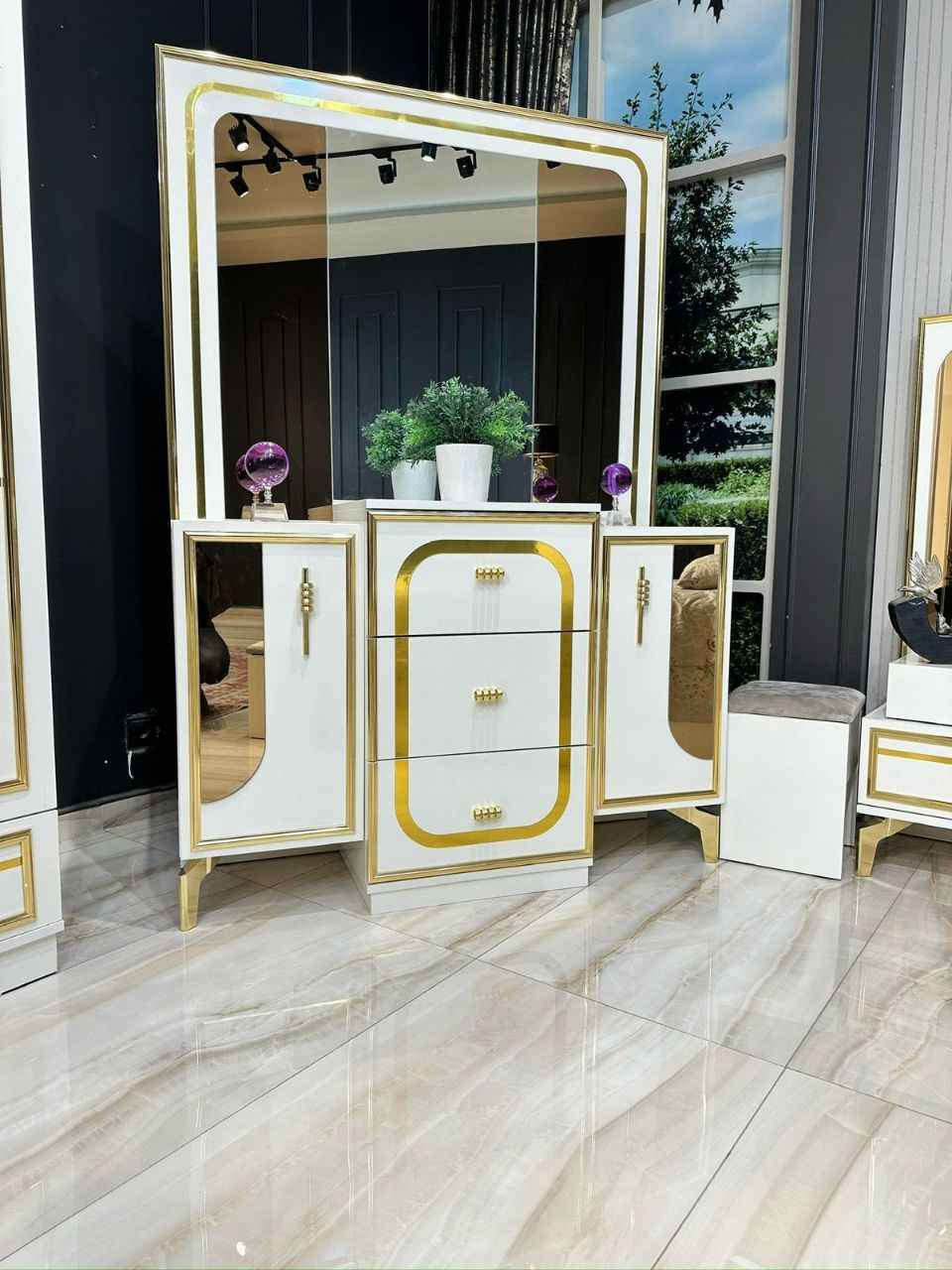 تم وصول
موديل اسيل  ابيض مودرن
*10 قطع*
برغي وجوي حديد✅
ظهر بلوك 8 ملم✅
سرير دبل جك✅
مجرات تحت الكنتور✅
الجام فول برونزي✅
كنتور رفوف 
♦️كنتور 340 ملحق
♦️ميز تواليت 145 cm
♦️ كومدي عدد2, 60سم ظهر عالي اناره💡
♦️سرير200 سم*180سم
♦️مرايا قيافه
♦️شازلون 
♦️طابورية
♦️دراور
للطلب والاستفسار على الخاص 💌 
يتوفر توصيل لجميع محافظات العراق بغداد, العراق


**إذا كنت صاحب هذا الإعلان وتريد حذفه لأي سبب، رجاءا أرسل رسالة إلى الدعم الفني**