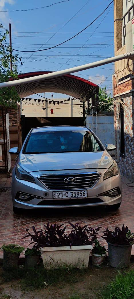 السلام عليكم 
سوناتا 2015  وارد امريكي محرك 2400 GDI  السياره بأسمي رقم سليمانيه الدولي  شرط تحويل   والسنويه لغاية 2028 
الحادث خلفي والجاملغ الامامي اليسرى الصور موجوده 
* اللغد والشاصي  كله مكفول افحص وين متريد 
السياره مناقصها شي الحمد لله محرك  كير  تبريد تدفئه صدر التايرات  كهربائيات كله مضبوطه
مكان السياره  بغداد/ الكرخ 
سعرها122 $وبيه مجال
للاستفسار
***********
