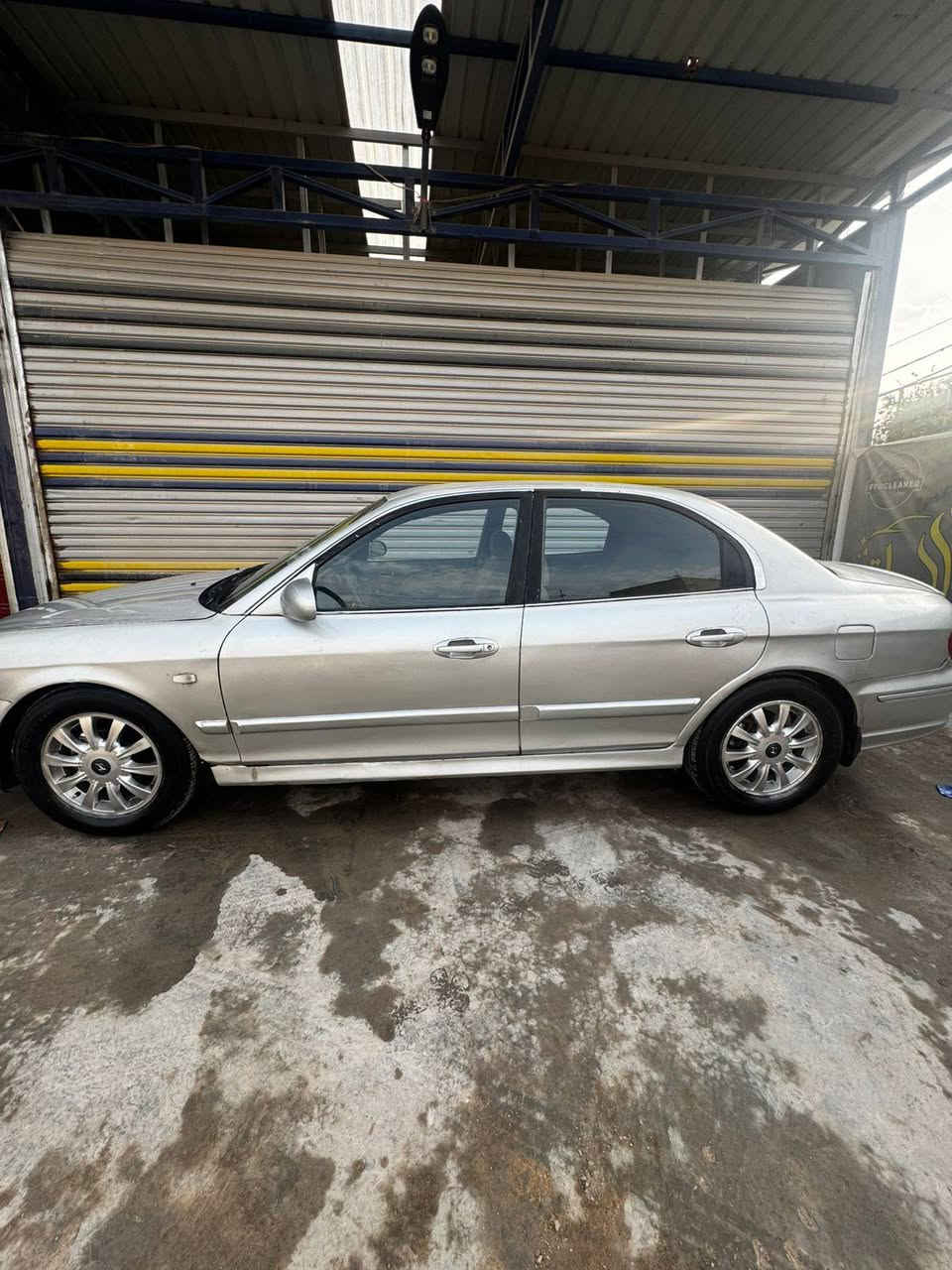 سلام عليكم

الأصيله للبيع بالعافيه علي ياخذها 
سوناتا وفود موديل 2001 محرك 6 سلندر 2700 النظافه شوفت عينکم 
مصبوغه عام أثر جراد الكير نظام سبورت كير ومحرك مكفولات رقم نجف نكليزي سنويه مجدده  2030 لايت عالي ناصي زنون  جامة امامية ستوني مبدلة  مكانه بالنجف بأسمي السعر 55 ورقة 
تبريد وتدفئه منظومه جديده 
ترايك کبل وعدل لکوريا بلا جواز  😀
هذا رقمي 👇
***********
