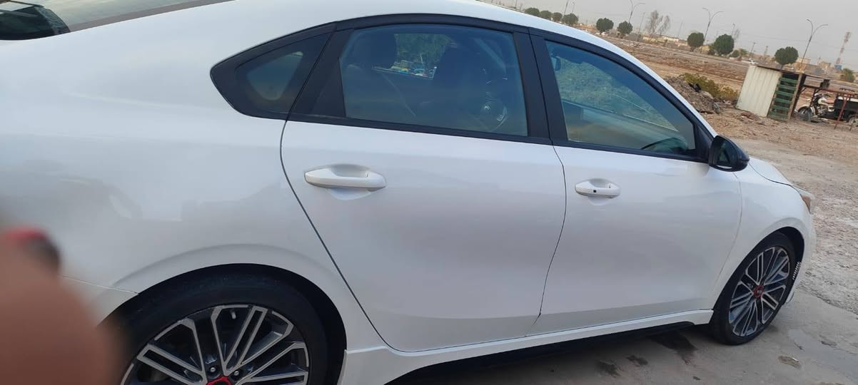 سيارة فورتي
فئة GT
موديل 21 
حرة باسمي
فول للأخير 
مكاني ذي قار الغراف***********
