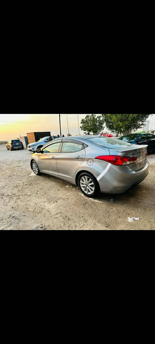 النتره موديل 13 رقمه ذيقار بسمي تحويل مباشر سعر  95 وبيه مجال مكينه 1600 سياره فول موصفات بدون حادث بيه 3 قطع صبغ *********** //***********  // مكانه بل رميثه
