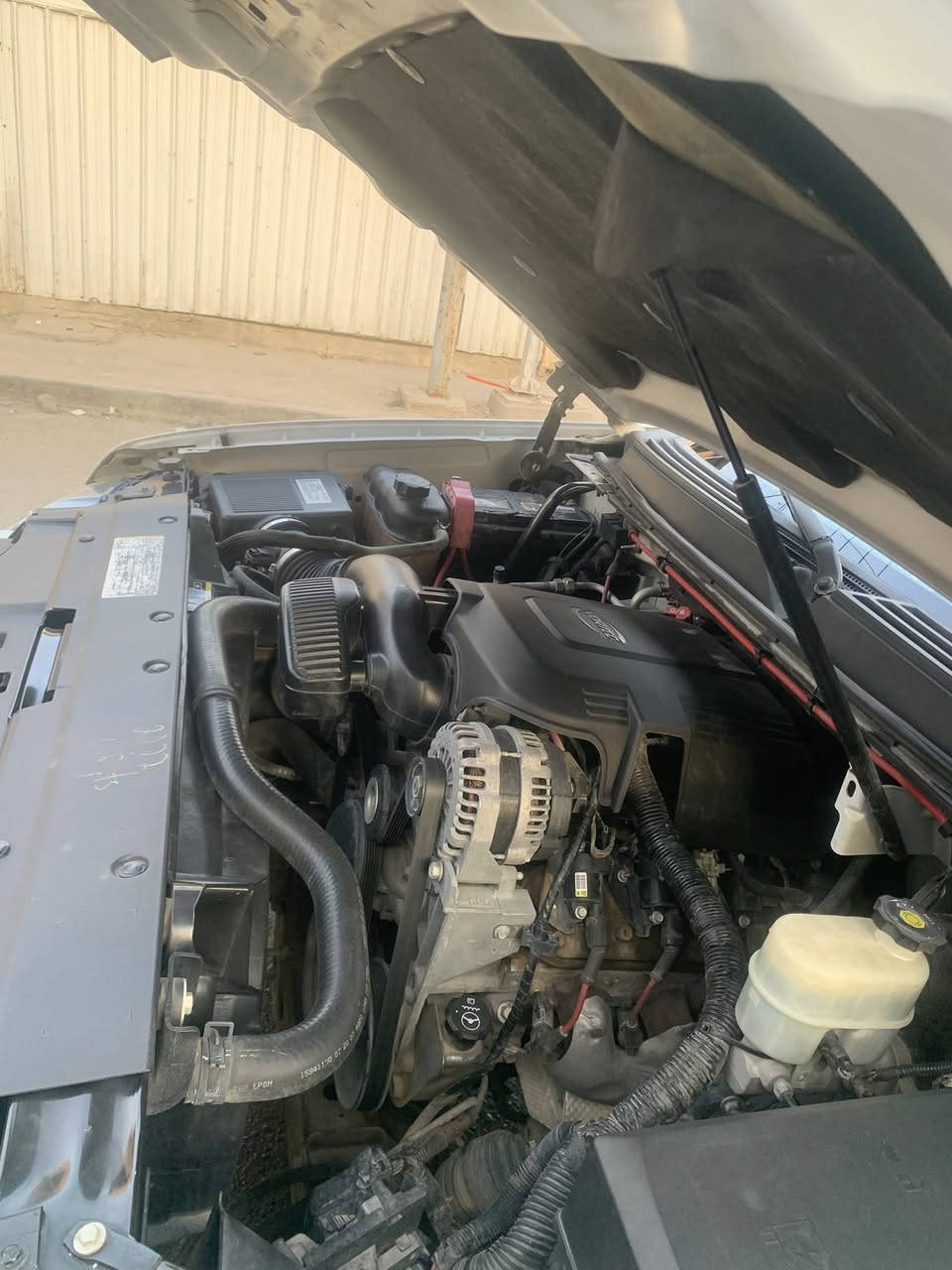 سلام عليكم
تاهو أدوات أدوات 

سياره فول كفاله عامه من كص وسرقه تكفلك بكلشي 

جديده مهنه الكلمه 2008سياره 
اي نقص مابيهه ارجع وكول مكفوله مدعاميه لدعاميه

سبير منازل رقم ***********سعر 85وبيهه مجال
