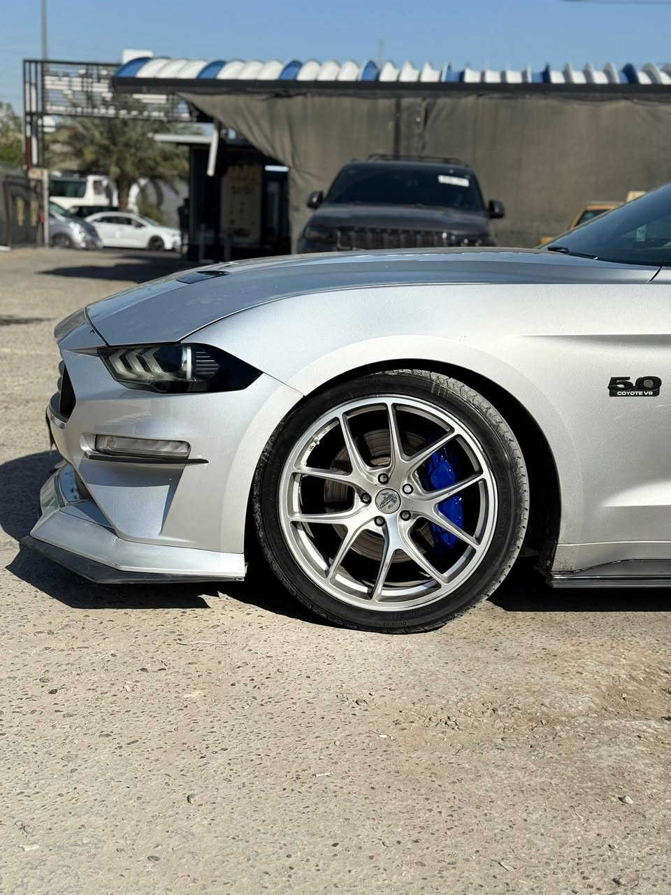للبيع موستنك GT 5.0
كير اوتو 10speed🚀

2018 بيع او مراوس 

فول عده الديجيتال 
شاشه جبيره 
دشبول 7 الوان 
داخل جلد اسود
حساسات 
كشنات تبريد وتدفئة كهرباء 
حادث جاملغ خلفي وبنيد فقط 
السعر 180  وبيها مجال بسيط مكان السيارة بغداد حي العامل 

***********

