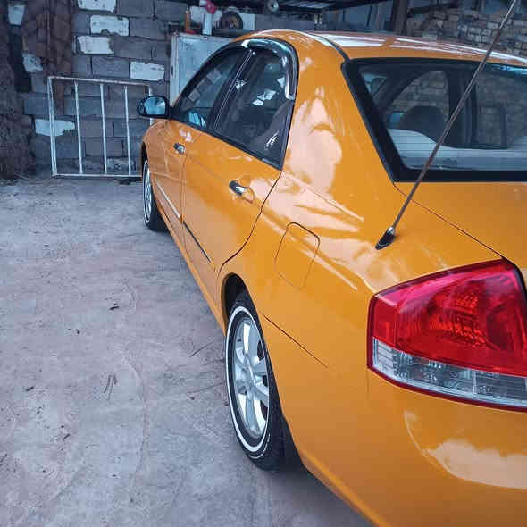 سلام عليكم
سيراتو للبيع 2008 مكفوله كفاله عامة ماعدا بارد بلباب العبري الخلفي مكفوله من كير ومكينه وحداديه وتخم تاير 
كهربائيات وتبريد علاسويج سنويه بأسمي مداور ثاني يوم بالمناسبه السياره كير عادي 
السعر: 73
الاستفسار: ***********
