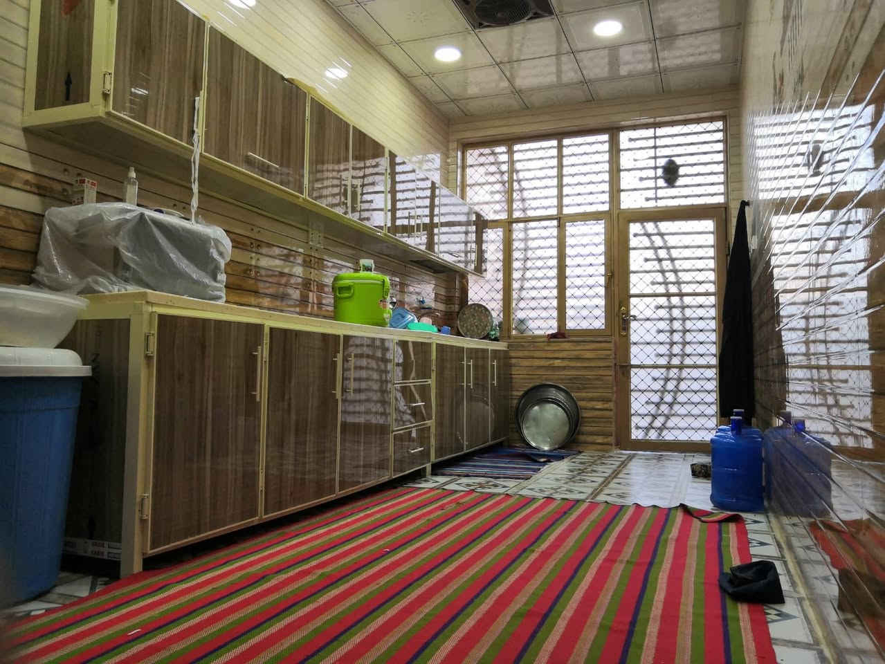 بيت للبيع طابو ملك صرف السعر 310 مليون يحتوي 5 غرف نوم نظام سويت
موقعة كربلاء حي العامل 

قرب سوق الوسط 

كافة الخدمات قريبة مقابليه مدارس ابتدائية و متوسطة و اعدادية 

للاستفسار ‭0773 242 1479‬
