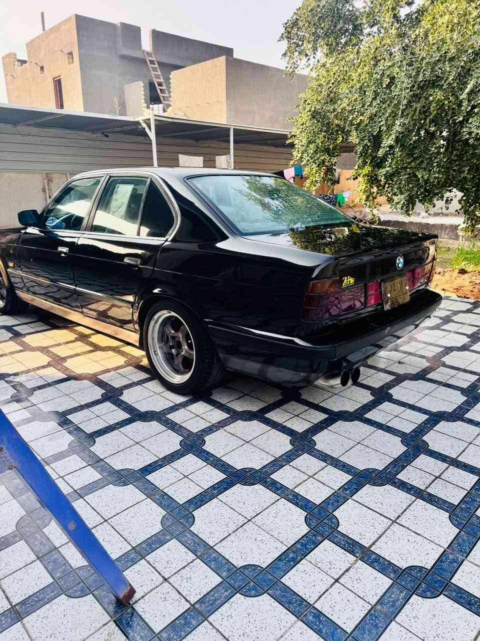 سلام عليكم اخوان للبيع او مراوس 535 /BMW/مفتوح صبغ عام جماليه سياره بجم عريظ فتحا بل صقف دبل ايرباك كشنات منفصل تفئه كشنات / موديل /1993/ رقم الانبار /باتري جديد تخم تاير جديد صدر امامي خلفي خير من الله /سياره كامله من كل النواحي / السعر 54/ وبيهه مجال🌹/ بغداد حي الجهاد/ رقم الهاتف *********** ابو علي
