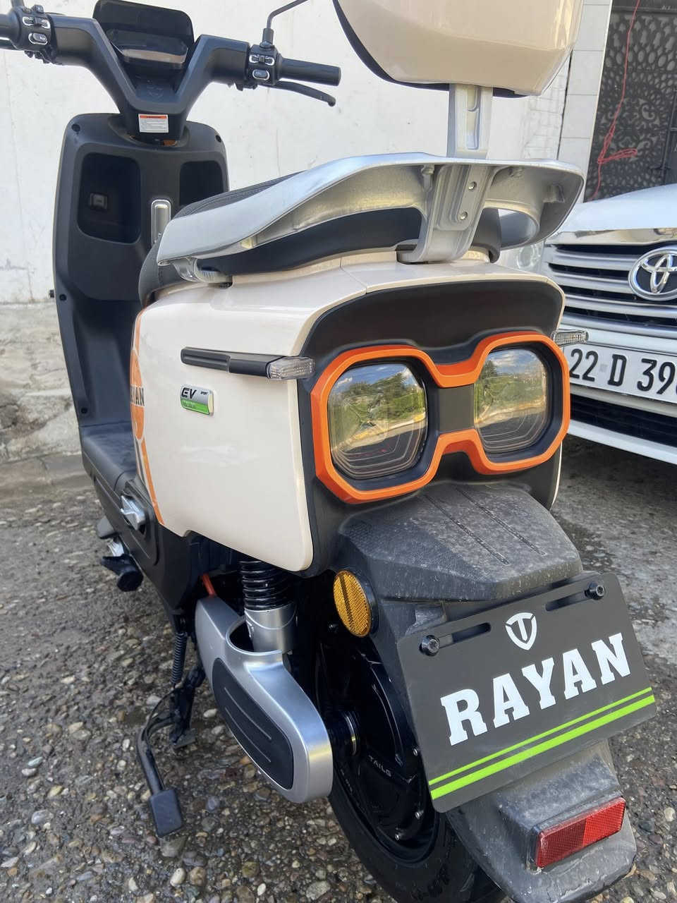 للبيع فول مواصفات
ريان ام عيون 12000ملف 
مثبت سرعه
بك بي وضعيه بارك. امان
سعر700 قفل


**إذا كنت صاحب هذا الإعلان وتريد حذفه لأي سبب، رجاءا أرسل رسالة إلى الدعم الفني**