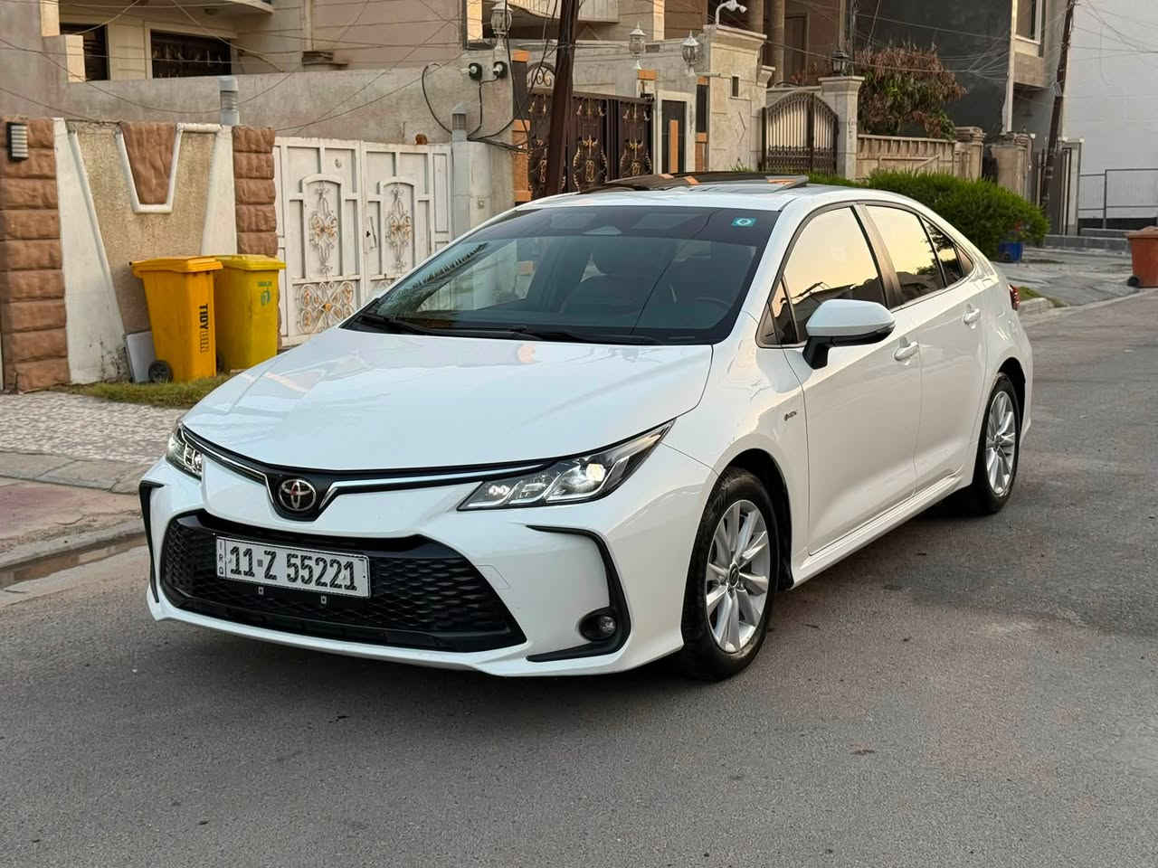 كورولا خليجي موديل 2025 ماشيه 34 الف فقط فول مواصفات عدا الكشن مو كهرباء ،،
السياره مكفوله من الصبغ ،، بيها بارد pdr مكانين صغار كلش ومو مبينات ،،، محرك وكير مكفولات ،، رقم بغداد بأسمي ،، المكان بغداد حي الخضراء ،، السعر 153 ورقه
***********
