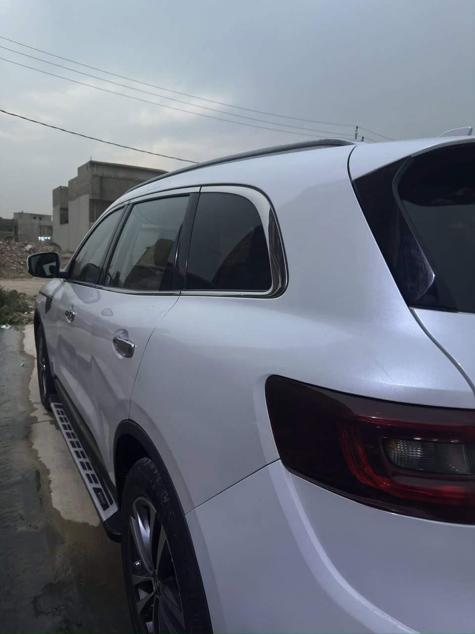 سياره رقم اربيل تحويل ثاني يوم
رينو كوليوس 2018  فول مواصفات للبيع 

 ✅ موديل: 2018 ماشيه100 الف  سياره مكفوله كفاله عامه 

 ✅ محرك: نيسان ياباني 2500 

 ✅ گير نيسان ياباني 

 ✅ رادار محيطي 

 ✅ مرايا شفط كهربائية 

 ✅ بصمة ودخول ذكي 

 ✅ كشن ميموري (خزن) 

 ✅ تحكم ستيرن جهتين 

 ✅ نظام ايكو ونزول منحدرات 

 ✅ مانع انزلاق 

 ✅ مقاعد مريحة مزودة بنظام التدفئة   

             والتبريد

 ✅ اضاءة داخلية محيطية

 ✅ فتحة سقف بانوراما

 ✅ مصابيح LED

 ✅ شاشة لمس كبيرة (اندرويد)

 ✅ نظام مكابح عالي (اربع دسكات)

 ✅ حساسات امامية وخلفية مع كاميرا خلفية

📌 السيارة نظيفة وفول مواصفات ....

📞 للاستفسار والاتصال 

مكان سياره الموصل 

السعر 160$

***********
