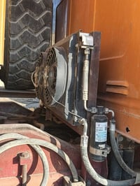 سيلت للبيع كامل شغال مابي اي نقص ماعده كنبريسر  سعر 450بي مجال ‏‪07868...