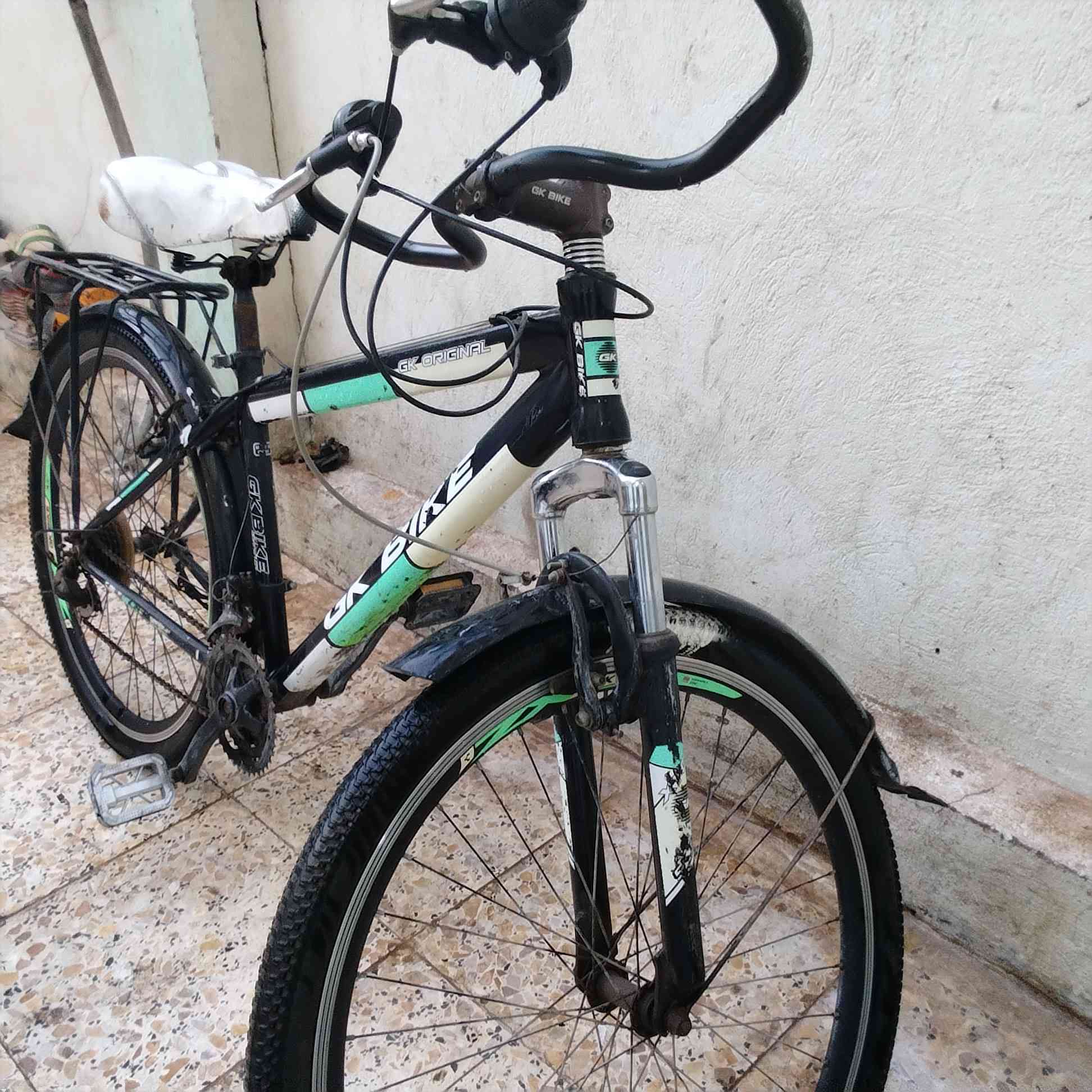 بايسكل للبيع في كربلاء حي الرساله ياباني اصلي حجم 26 او 27 مابي نقص سعر 70


**إذا كنت صاحب هذا الإعلان وتريد حذفه لأي سبب، رجاءا أرسل رسالة إلى الدعم الفني**