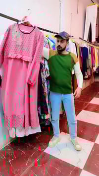 ملابس • عرض • رخيص